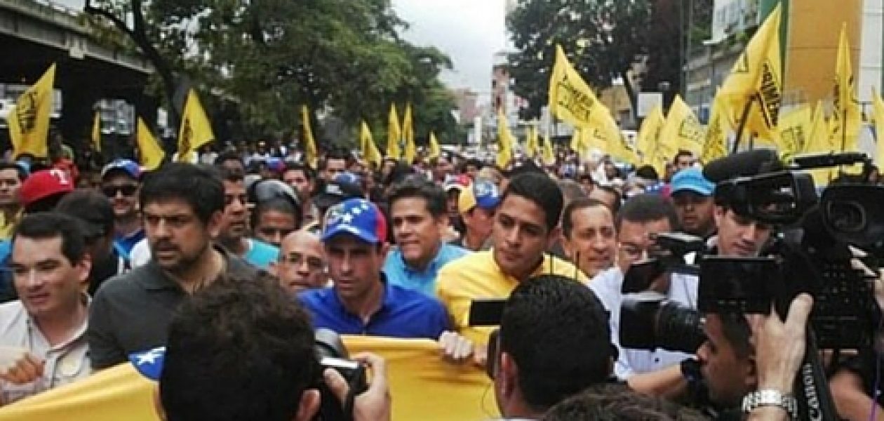 Así transcurre la marcha rumbo al CNE en Caracas