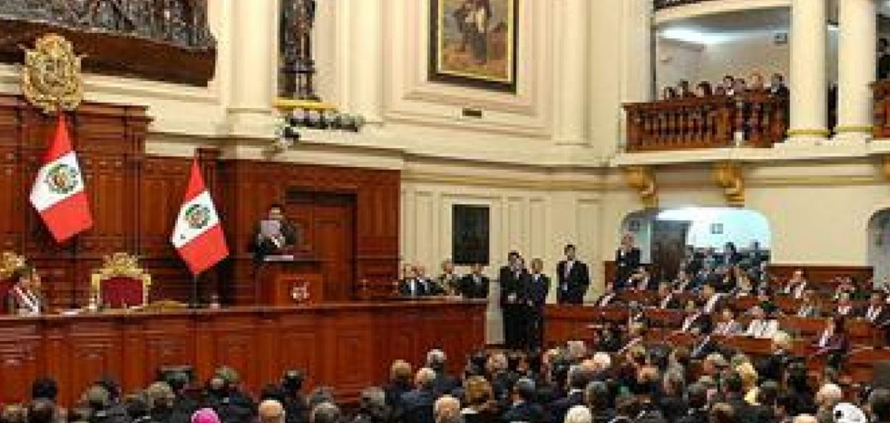 Congreso de Perú condena “golpe de Estado inaceptable” en Venezuela