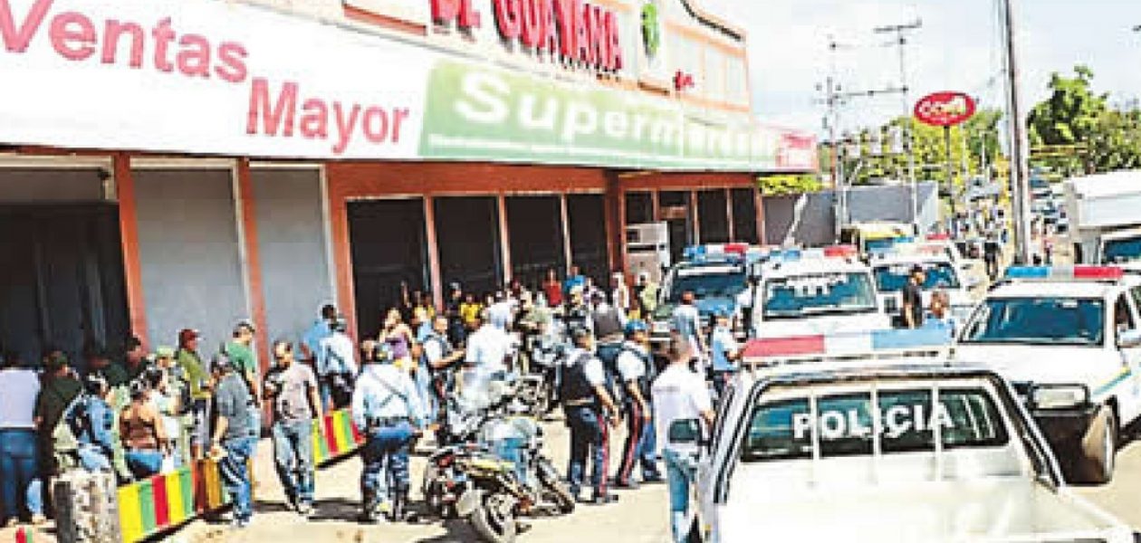 Saqueo en San Félix tras falla eléctrica