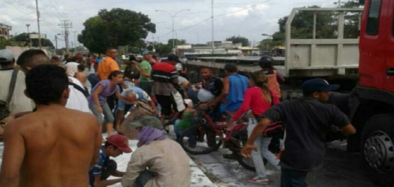 Un camión  fue saqueado mientras trasladaba sacos de azúcar en Portuguesa