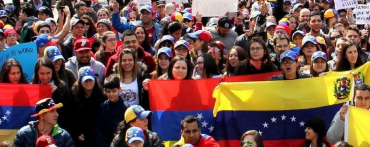 Venezolanos en Canadá pueden ejercer en 50 profesiones