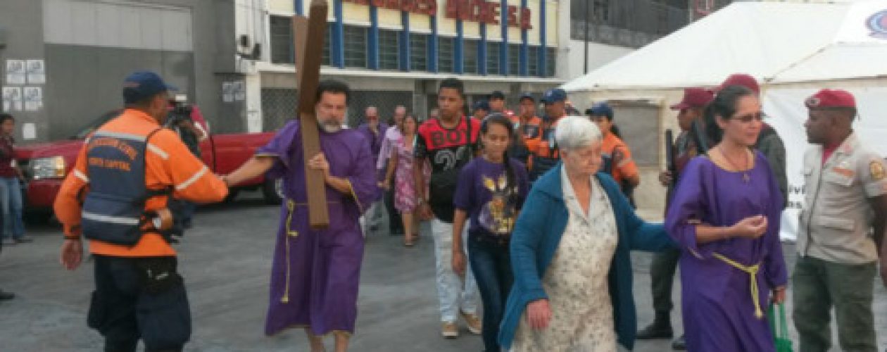 Piden al Nazareno «que se vaya Maduro»