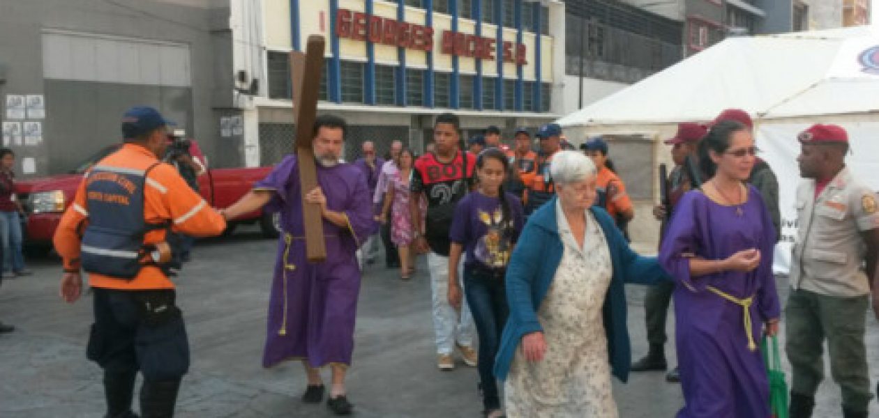 Piden al Nazareno «que se vaya Maduro»